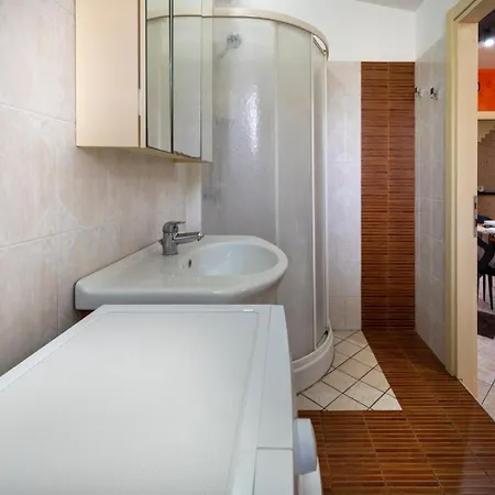 Civico 90 Apartamento Avola